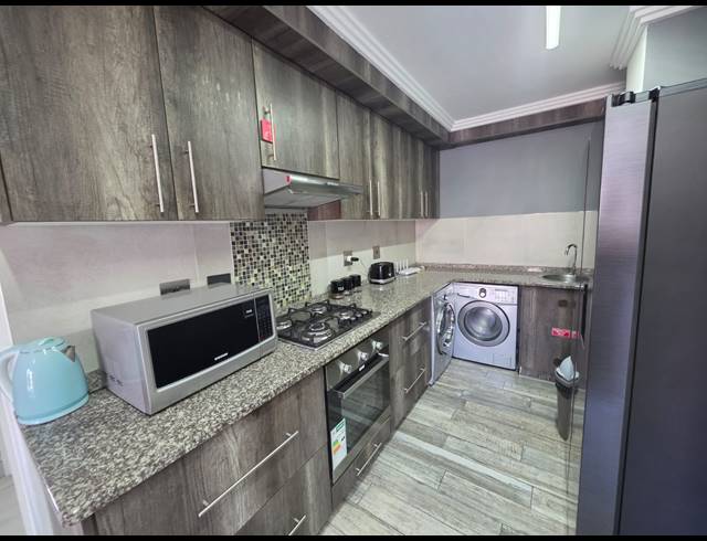 3 BEDROOM APARTMENT FOR SALE IN NEW TOWN CENTRE